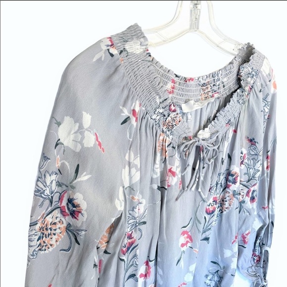ASTR, Off Shoulder, Gray Floral Print Boho Top. L. - Picture 7 of 10